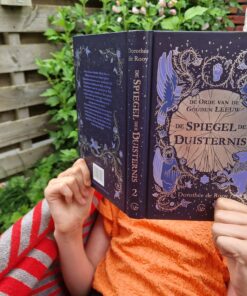 De Orde van de Gouden Leeuw - De Spiegel der Duisternis