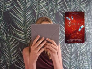 Femke van Felius - Spells - Kinderboeken - Fantasy - Spells - Gelezen op E-reader